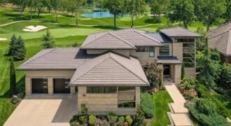6537 Ridge Road, Parkville, MO 64152