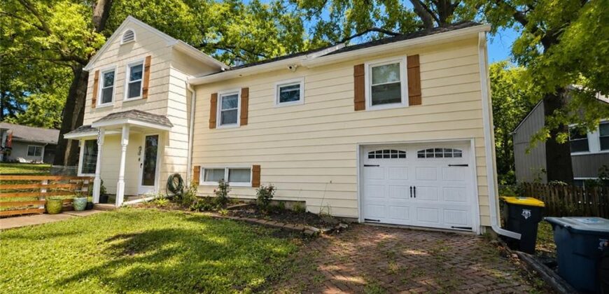 500 NE 44th Street, Kansas City, MO 64116