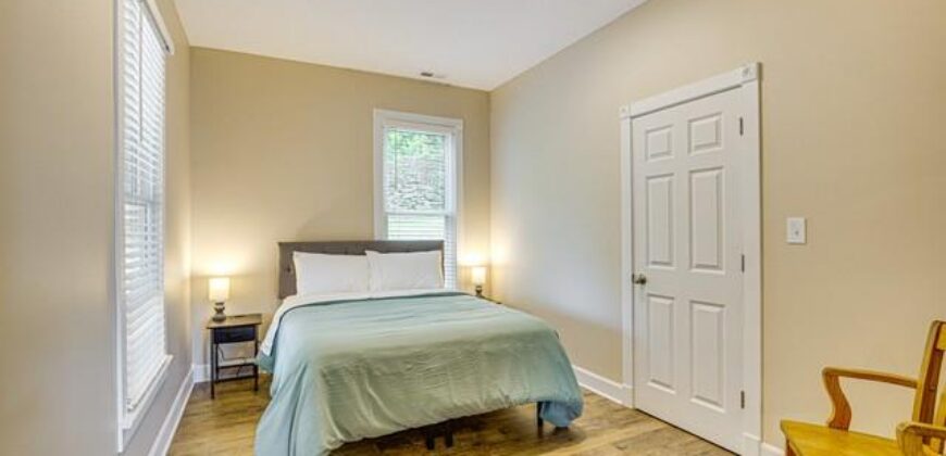 436 E Broadway Avenue, Excelsior Springs, MO 64024