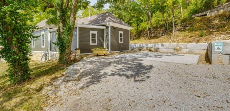 436 E Broadway Avenue, Excelsior Springs, MO 64024