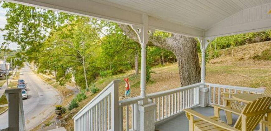 436 E Broadway Avenue, Excelsior Springs, MO 64024