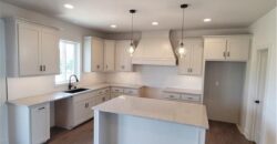 9006 N Poplar Avenue, Kansas City, MO 64156