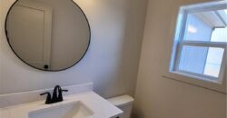 9006 N Poplar Avenue, Kansas City, MO 64156