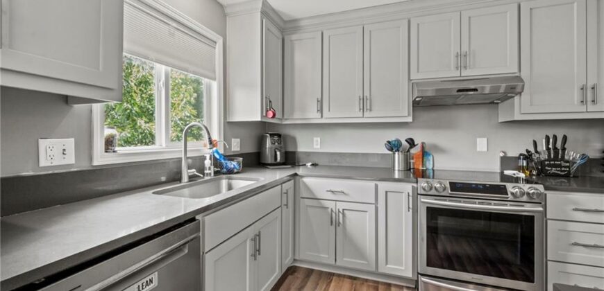 8401 N Wayland Avenue, Kansas City, MO 64153