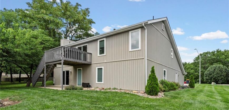 8401 N Wayland Avenue, Kansas City, MO 64153