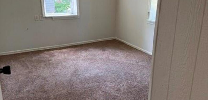 117 S Fairview Avenue, Liberty, MO 64068