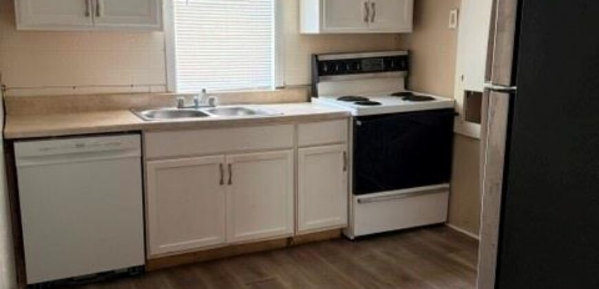 117 S Fairview Avenue, Liberty, MO 64068