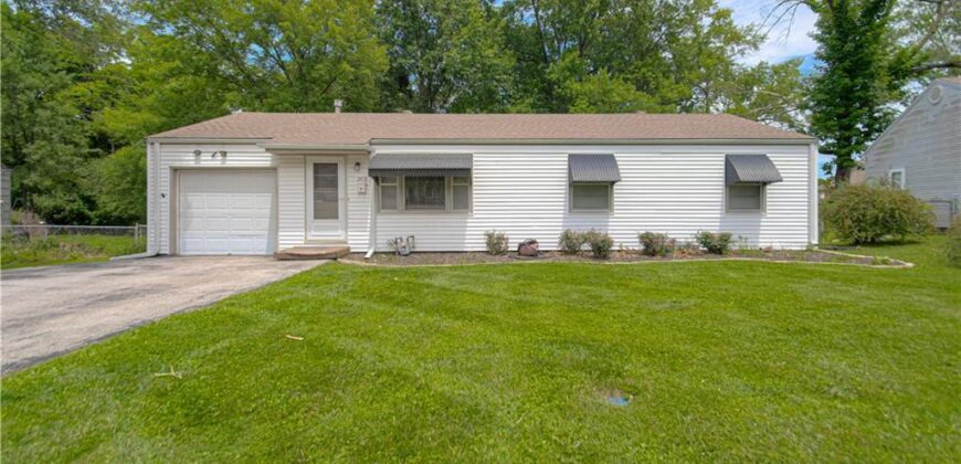2418 NE PURSELL Road, Gladstone, MO 64118