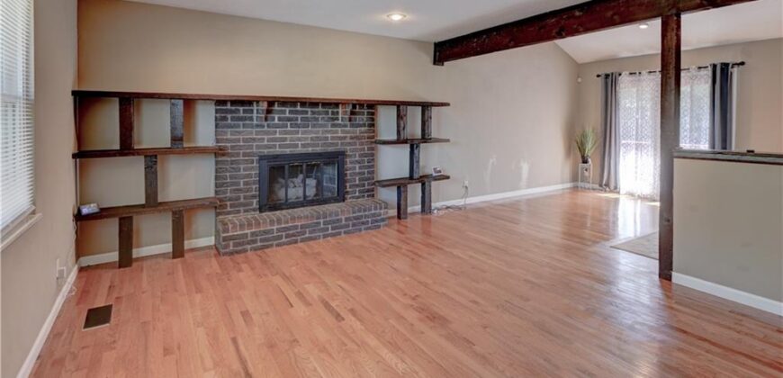 7917 N Troost Avenue, Kansas City, MO 64118
