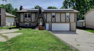 7917 N Troost Avenue, Kansas City, MO 64118