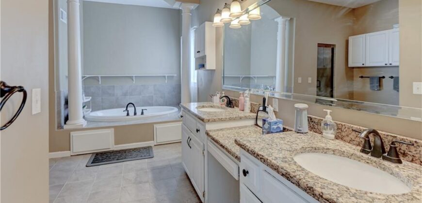 7917 N Troost Avenue, Kansas City, MO 64118