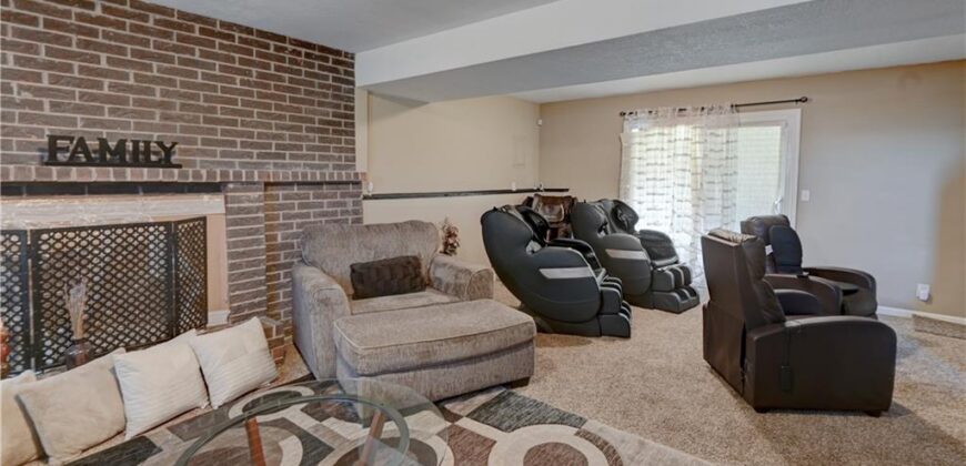 7917 N Troost Avenue, Kansas City, MO 64118