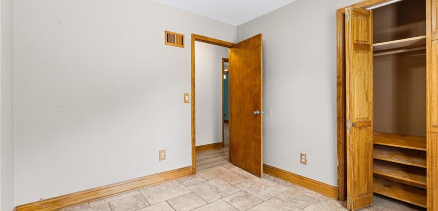 707 NE 115th Terrace, Kansas City, MO 64155