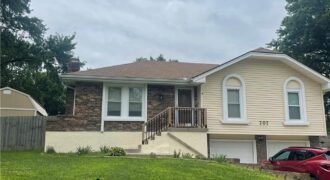 707 NE 115th Terrace, Kansas City, MO 64155