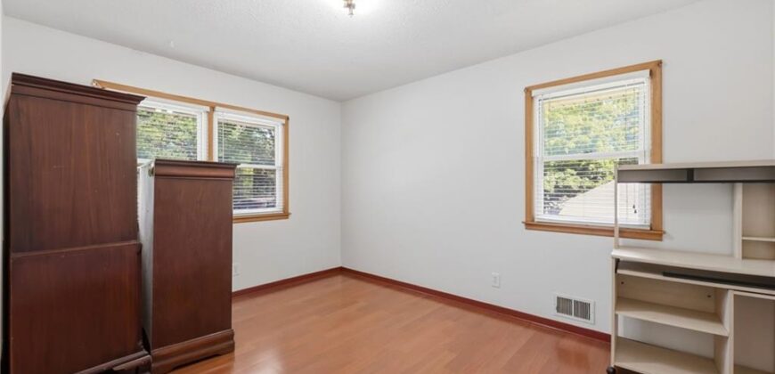 5051 N Euclid Avenue, Kansas City, MO 64118