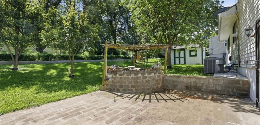 5051 N Euclid Avenue, Kansas City, MO 64118