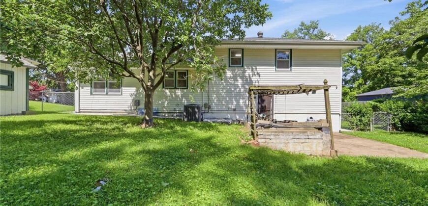 5051 N Euclid Avenue, Kansas City, MO 64118
