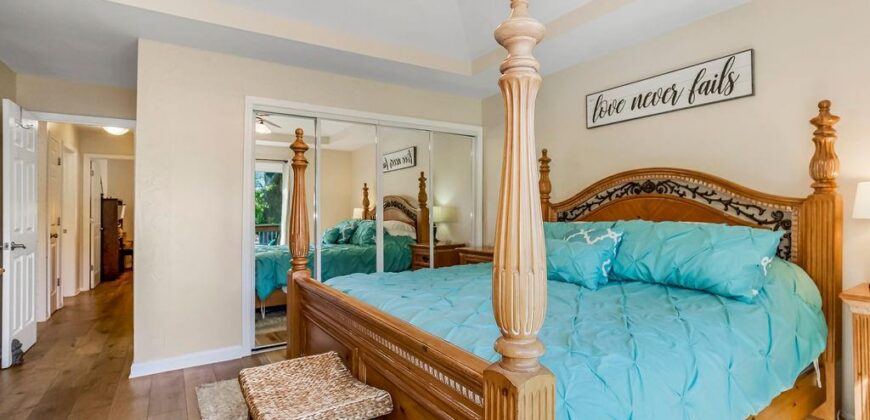 621 NW North Shore Drive, Lake Waukomis, MO 64151
