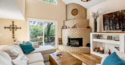 621 NW North Shore Drive, Lake Waukomis, MO 64151