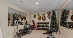 621 NW North Shore Drive, Lake Waukomis, MO 64151