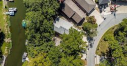 621 NW North Shore Drive, Lake Waukomis, MO 64151