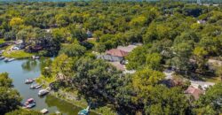 621 NW North Shore Drive, Lake Waukomis, MO 64151