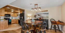 621 NW North Shore Drive, Lake Waukomis, MO 64151