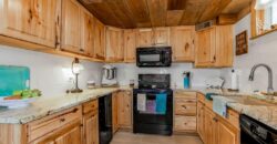 621 NW North Shore Drive, Lake Waukomis, MO 64151