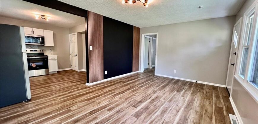 1906 NE 55th Street, Kansas City, MO 64118