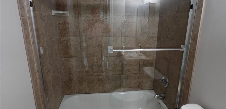 801 NE 46th Street, Kansas City, MO 64116