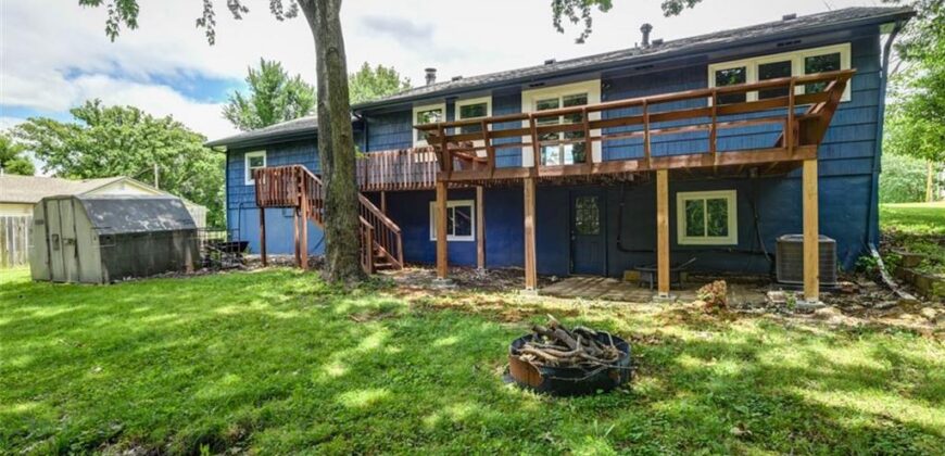 8840 N Forest Avenue, Kansas City, MO 64155