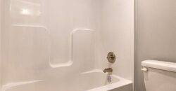 1006 Meadowbrook Drive, Kearney, MO 64060