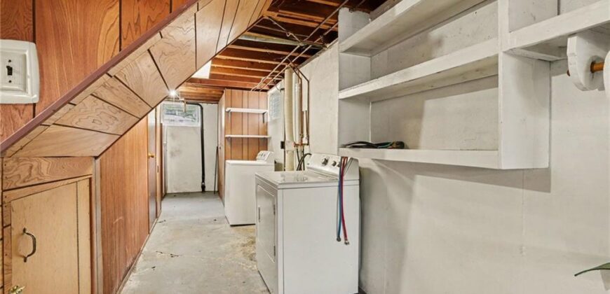 235 N Eugene Field Road, Claycomo, MO 64119