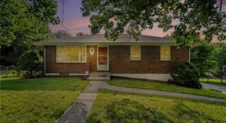 235 N Eugene Field Road, Claycomo, MO 64119