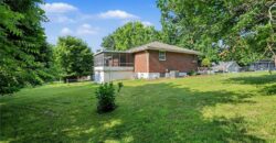 235 N Eugene Field Road, Claycomo, MO 64119