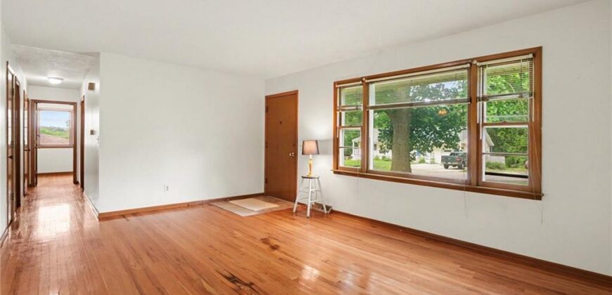 235 N Eugene Field Road, Claycomo, MO 64119