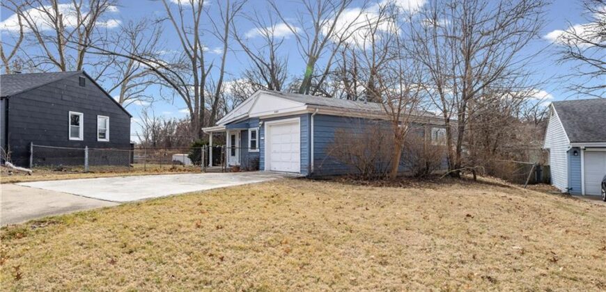 2407 NE 57th Terrace, Gladstone, MO 64118