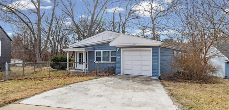 2407 NE 57th Terrace, Gladstone, MO 64118