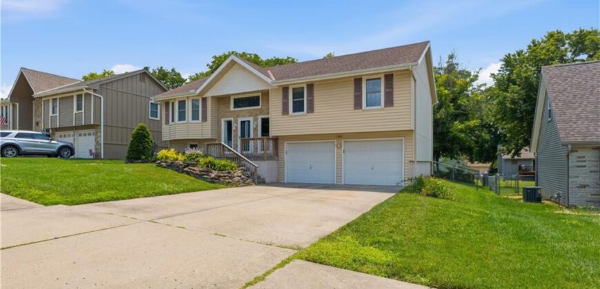 7309 Erika Court, Pleasant Valley, MO 64068
