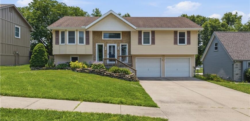 7309 Erika Court, Pleasant Valley, MO 64068
