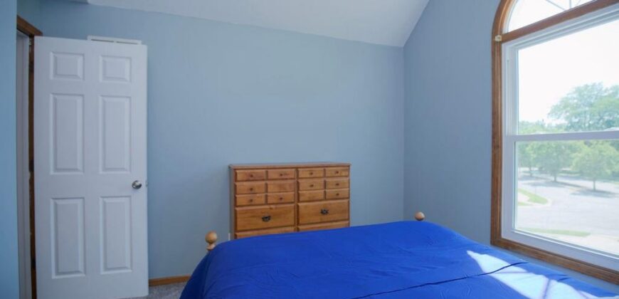 1120 NW 73rd Terrace, Kansas City, MO 64118