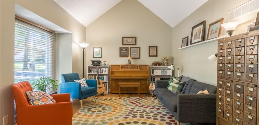 5909 N Norton Avenue, Gladstone, MO 64119