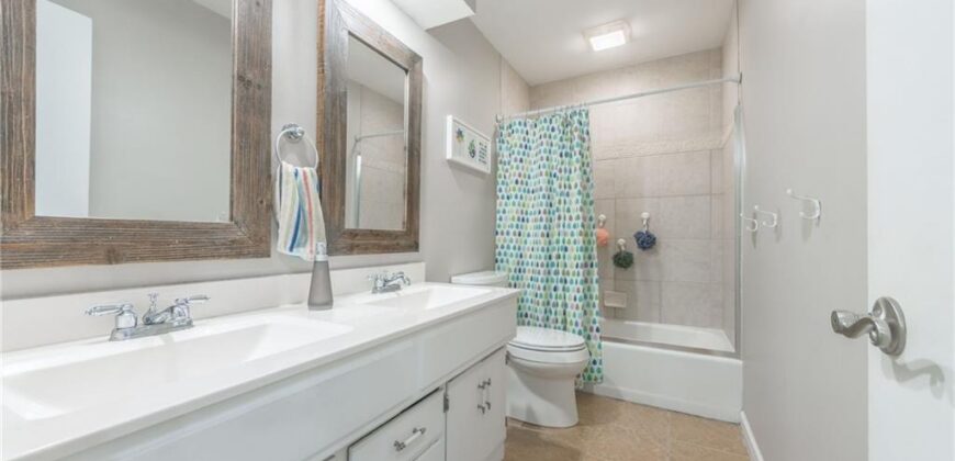 5909 N Norton Avenue, Gladstone, MO 64119