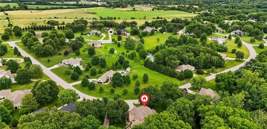 14702 Hills Road, Kearney, MO 64060