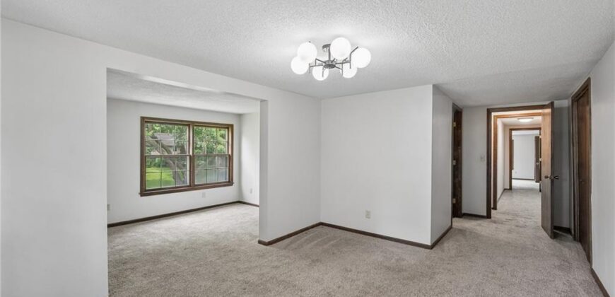 6804 N Agnes Avenue, Gladstone, MO 64119