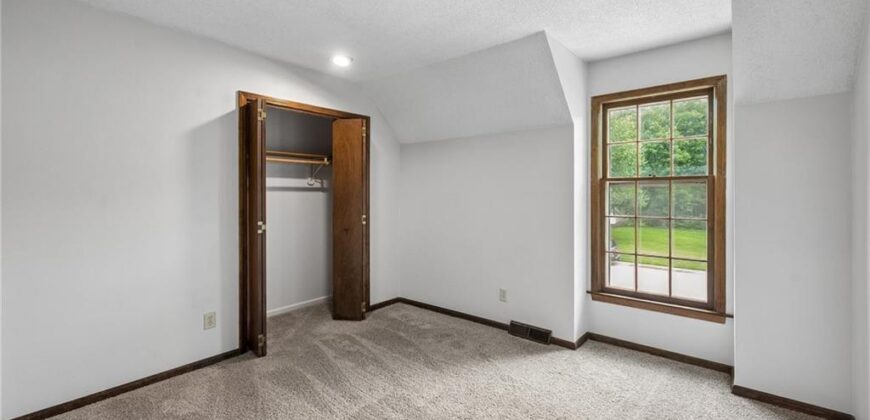 6804 N Agnes Avenue, Gladstone, MO 64119