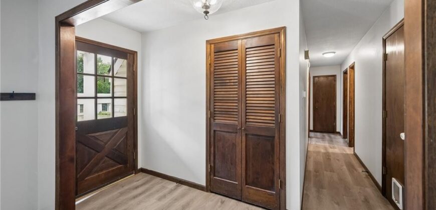 6804 N Agnes Avenue, Gladstone, MO 64119