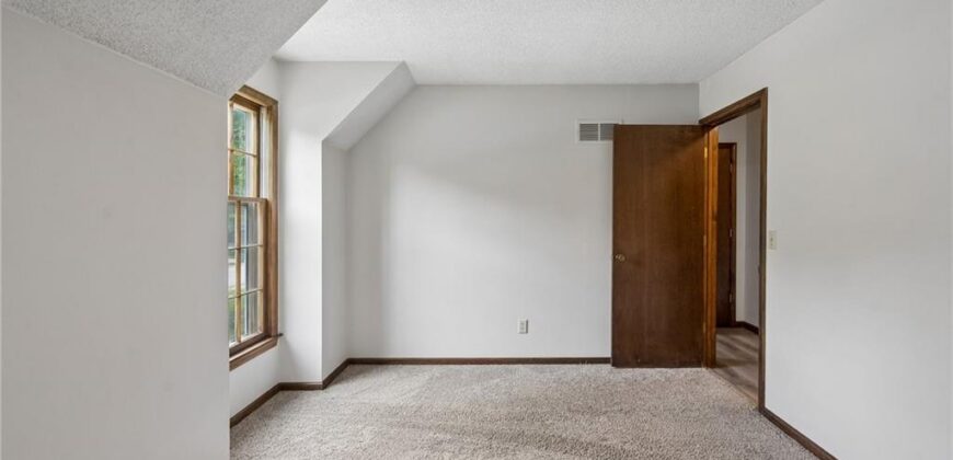 6804 N Agnes Avenue, Gladstone, MO 64119