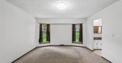 6804 N Agnes Avenue, Gladstone, MO 64119