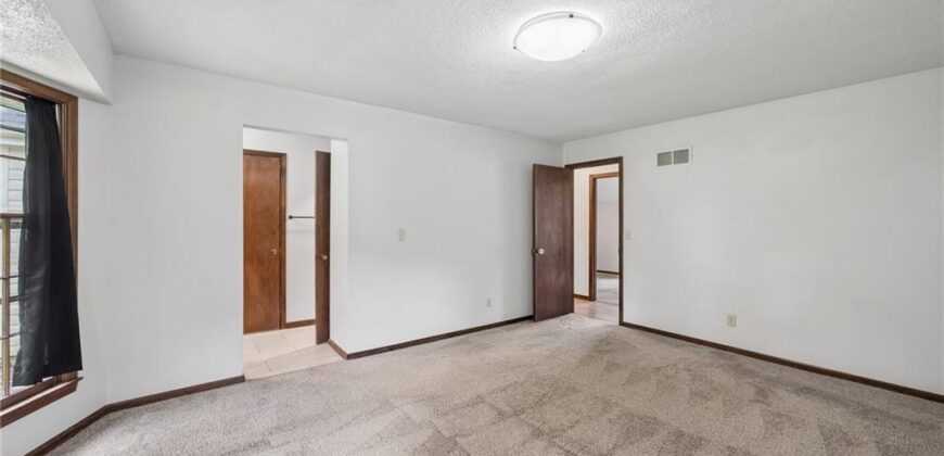 6804 N Agnes Avenue, Gladstone, MO 64119